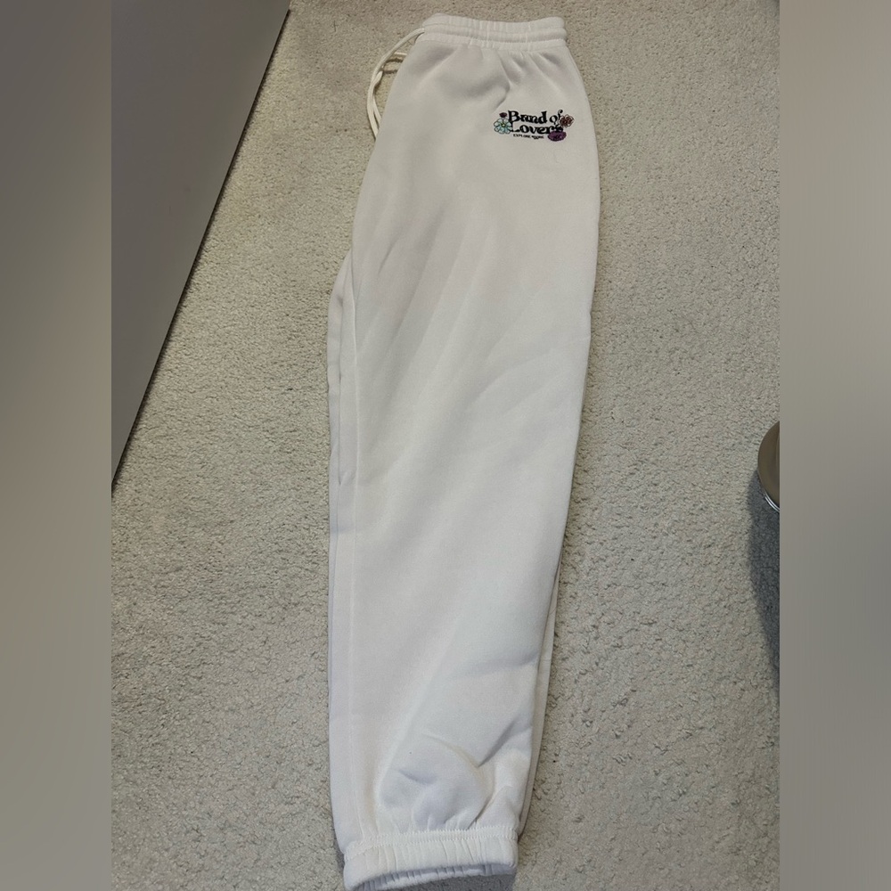 Band of love sweat pants